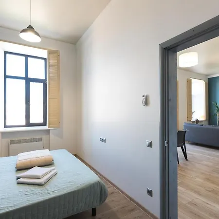 Aparthotel апарт-готель у кірхи 4*