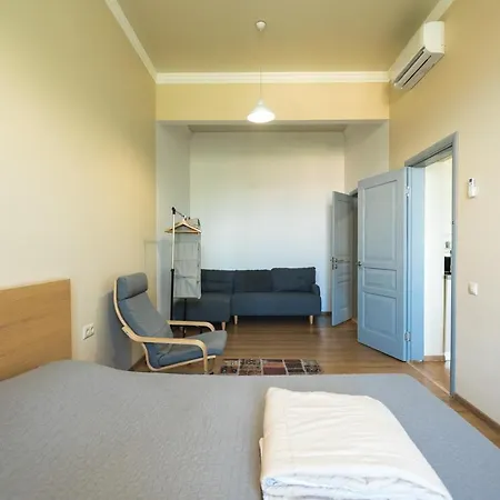 Апарт-Готель У Кірхи 3* Odessza