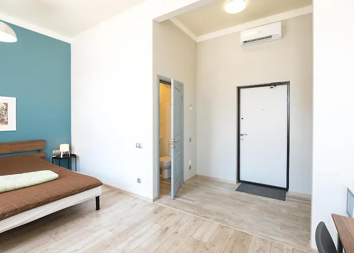 Апарт-Готель У Кірхи 3*