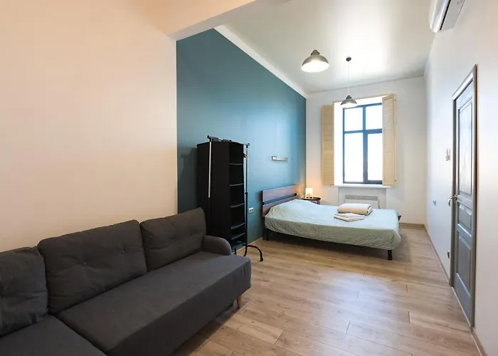 Apartmanhotel Апарт-Готель У Кірхи 3*