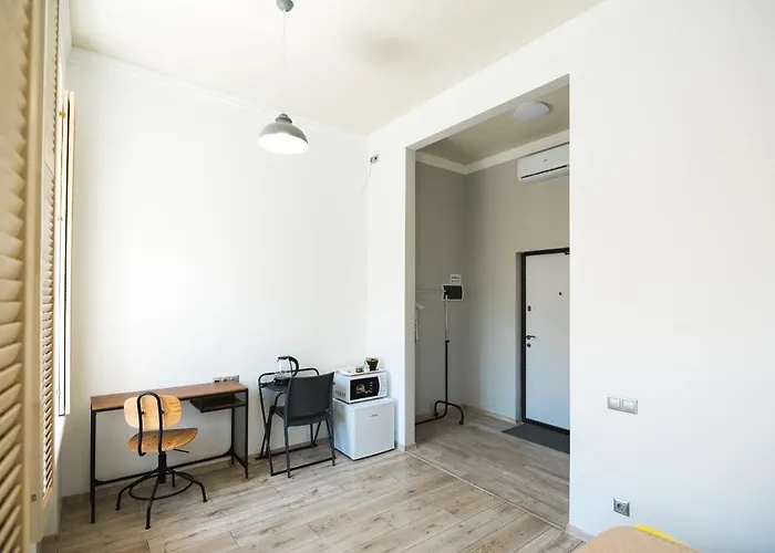 Апарт-Готель У Кірхи 3*