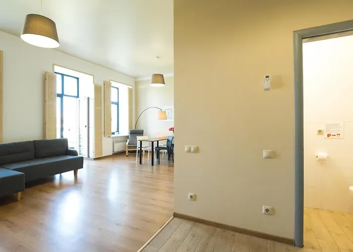 Апарт-Готель У Кірхи 3*