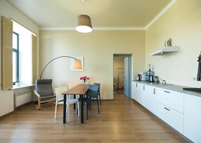 Апарт-Готель У Кірхи