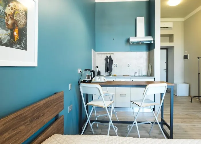 Апарт-Готель У Кірхи 3*